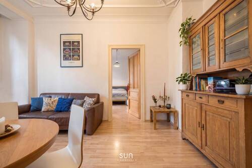 WOHNZIMMER - 