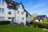 Hausansicht - 4 Zimmer Mehrfamilienhaus, Wohnhaus zum Kaufen in Solingen