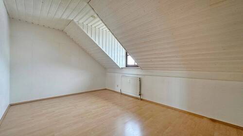 Kind - Büro - Etagenwohnung mit 78,00 m² in Neumarkt zum Kaufen