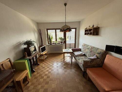 Durchgangszimmer mit Austritt Balkon West Hinterha - 