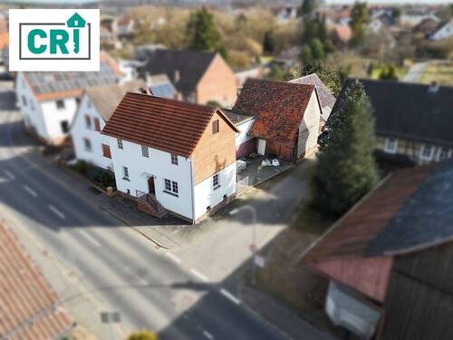 Außenansicht - Erneuerbare Energie trifft Fachwerkcharme - Kernsaniertes Haus in ruhiger Lage