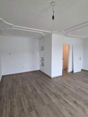 Bild 3 - 5 Zimmer Reihenmittelhaus in Augsburg