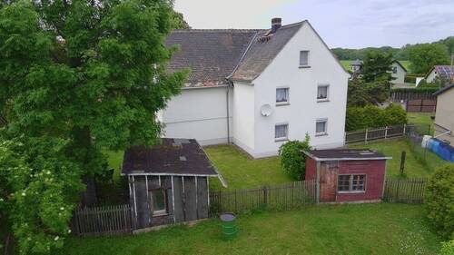 Hausansicht - 1 Zimmer Einfamilienhaus zum Kaufen in Böhlen