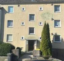 4- Familienhaus mit großem Garten, kleiner Garage und Stellplatz in Lüdenscheid-Buckesfeld...