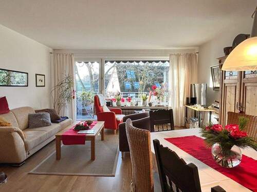 Wohnzimmer - Schöne 2-Zimmerwohnung mit Tiefgaragenstellplatz in Horn-Lehe!