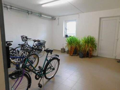 KB19 gem. Fahrradkeller - 