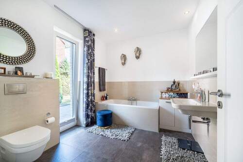 EG Familienbad & Gäste-Bad - 5 Zimmer Doppelhaushälfte zum Kaufen in Versmold