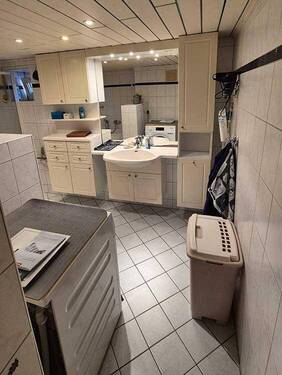 Badezimmer / Kellergeschoss - 