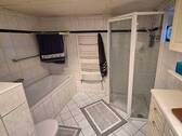 Badezimmer / Kellergeschoss - 