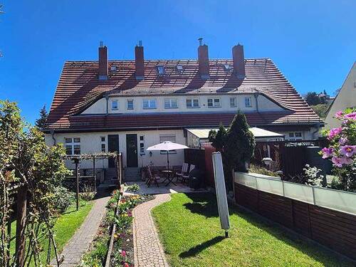 Gebäudeansicht Rückseite mit Garten - Mehrfamilienhaus, Wohnhaus mit 80,00 m&sup2; in Dresden zum Kaufen