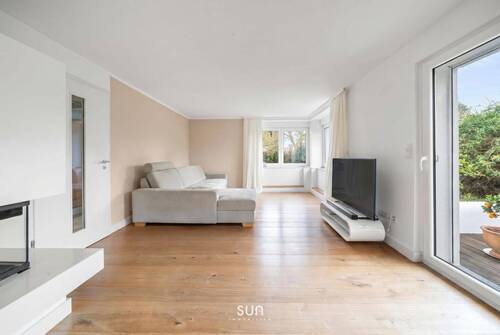 WOHNZIMMER - 