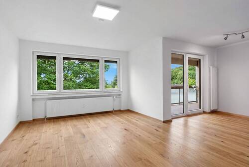 Wohnbereich - 4 Zimmer Etagenwohnung in Bad Soden