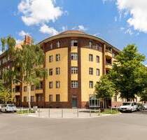Zwei Balkone, viel Licht und Ruhe - bezugsfreie 3 Zimmer in Charlottenburg - Berlin