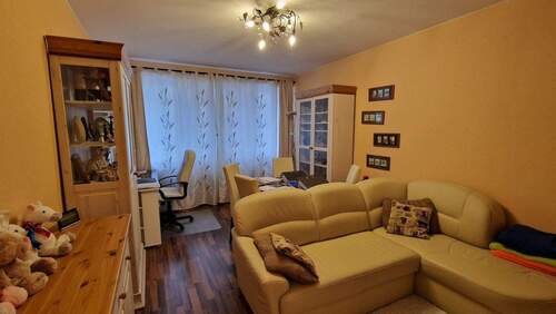  Wohnzimmer - PROVISIONSFREI - Bezugsfreie und möblierte Wohnung!