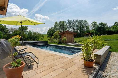 beheizbarer Außenpool - 