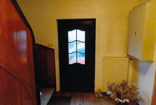 EG Hauseingang - 1 Zimmer Etagenwohnung zum Kaufen in Grabfeld