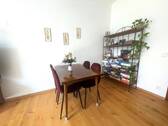 Esstisch im Wohnzimmer - 3 Zimmer Etagenwohnung in Nürnberg