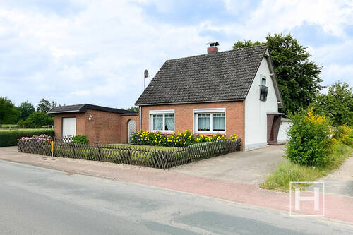 Bild 1 - Kleines Familienglück auf dem Land