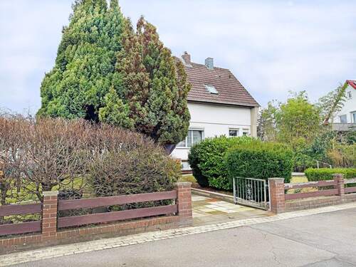 Bild 4 - Einfamilienhaus mit 140,00 m² in Isernhagen zum Kaufen