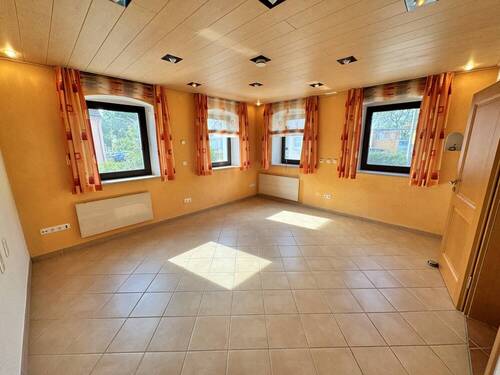 Wohnen - 4 Zimmer Einfamilienhaus zum Kaufen in Haundorf am Brombachsee