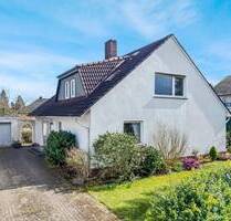 Solides Einfamilienhaus mit Garten und Entwicklungspotenzial in ruhiger Lage! - Petershagen Lahde