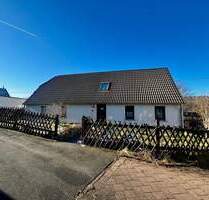 Einfamilienhaus in ruhiger Lage mit großem Garten und Garage - Ellefeld