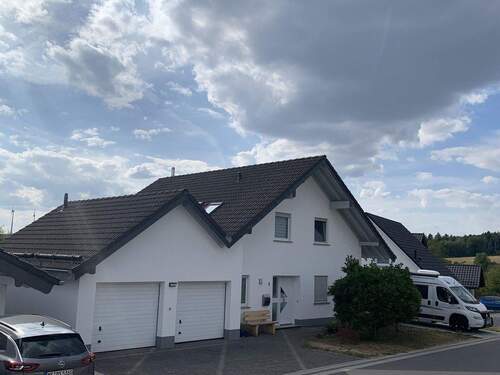 Bild 2 - 7 Zimmer Einfamilienhaus zur Miete in Steinebach