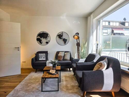 Wohn- Essbereich - Ein Zuhause mit Herz: Perfektes 5-Zimmer RMH in Thon