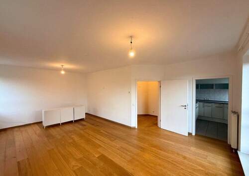 Wohn-Esszimmer 2 - 2 Zimmer Etagenwohnung in Oldenburg