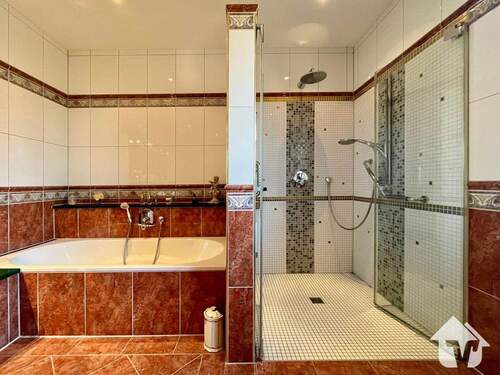 Badezimmer Erdgeschoss - 