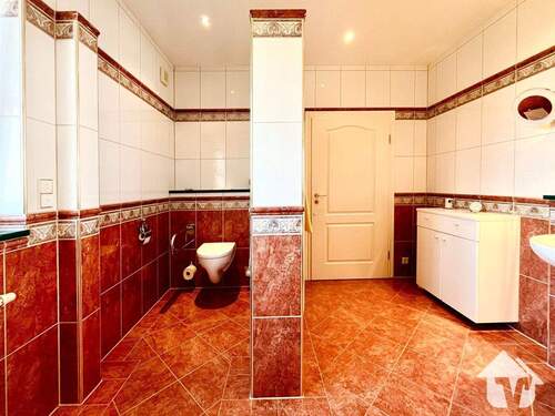 Badezimmer Erdgeschoss - 