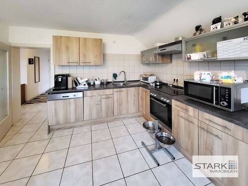 Küche.jpg - 3 Zimmer Etagenwohnung in Kirchheim