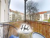 Ansicht - 2-Zimmer-Wohnung mit Balkon im sanierten Mehrfamilienhaus