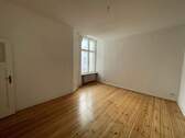 Wohnzimmer (2).JPG - 2 Zimmer Etagenwohnung in Berlin