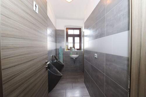 EG Sanitärräume Männer - 