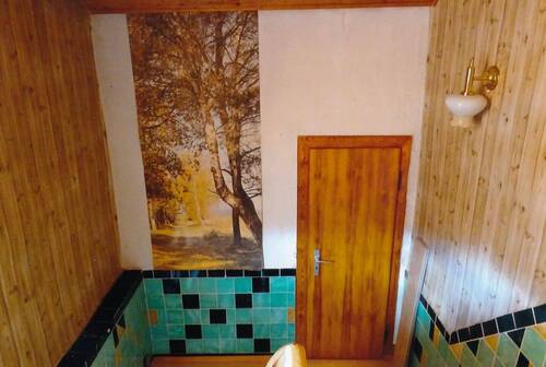 Flur mit Treppenaufgang - 