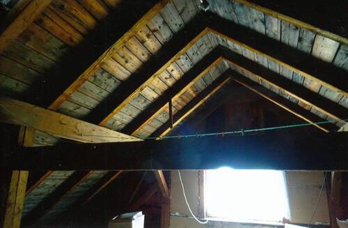 Dachboden ausbaufähig - 