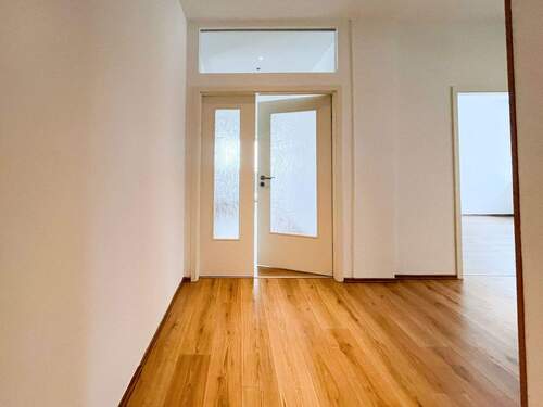 Flur - 3 Zimmer Einfamilienhaus zum Kaufen in Leipzig