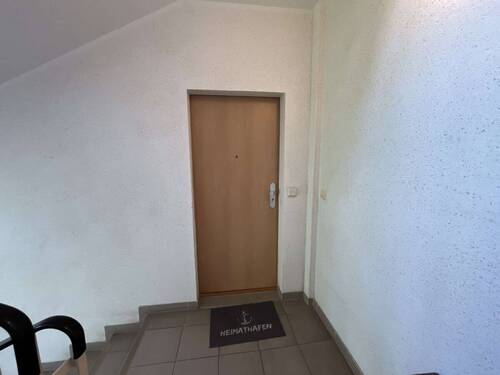 Die Wohnungstür - Etagenwohnung mit 62,00 m&sup2; in Dresden zum Kaufen