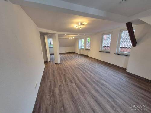 Wohnbereich zum Essbereich - 4 Zimmer Etagenwohnung zum Kaufen in Backnang