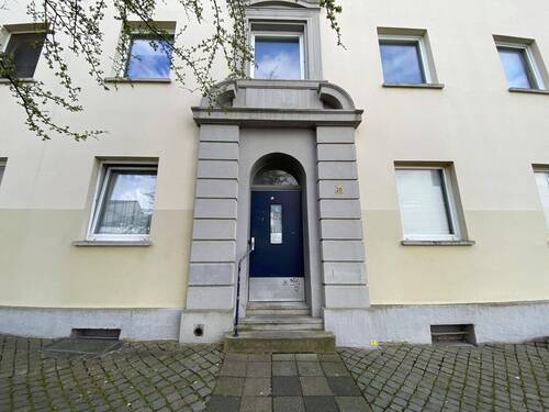 Eingang - 1 Zimmer Mehrfamilienhaus, Wohnhaus zum Kaufen in Aachen