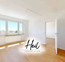 Modernisierte 2-Zimmer-Dachgeschosswohnung | Bezugsfrei und sofort verfügbar - Kitzscher