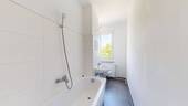 Badezimmer - Etagenwohnung mit 46,00 m&sup2; in Kitzscher zum Kaufen