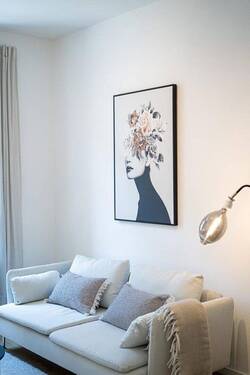 WOHNZIMMER - 3 Zimmer Etagenwohnung zum Kaufen in Frankfurt am Main