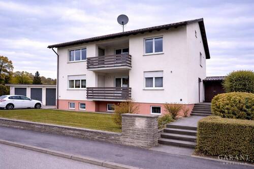 Aussen (2) - 8 Zimmer Mehrfamilienhaus, Wohnhaus zum Kaufen in Iggingen