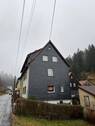 Hausansicht - 9 Zimmer Doppelhaushälfte in Masserberg