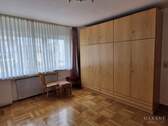 Schlafzimmer EG - 
