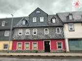 Straßenansicht - Denkmalgeschütztes Stadthaus in Hartenstein!