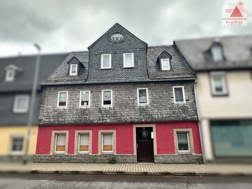Straßenansicht - Denkmalgeschütztes Stadthaus in Hartenstein!