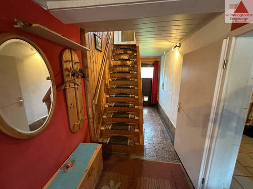 Flur EG - Mehrfamilienhaus, Wohnhaus mit 120,00 m&sup2; in Hartenstein zum Kaufen